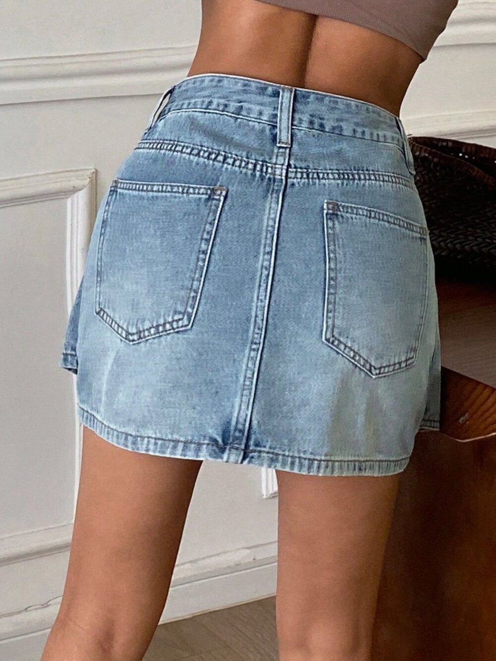 Medium Wash Casual Women's Regular Fit Mid-Waist Split Patchwork Denim Shorts - Picture 2 of 7